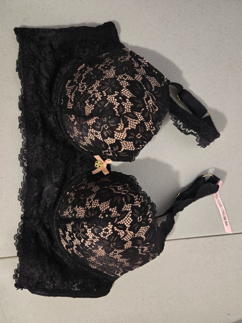 Daisy Fuentes Full Figure Long Line Bra Black Lace 38C Padded Underwire